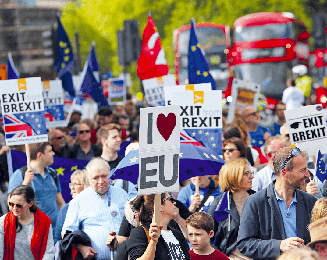 Photographie de manifestants anti-Brexit à Londres