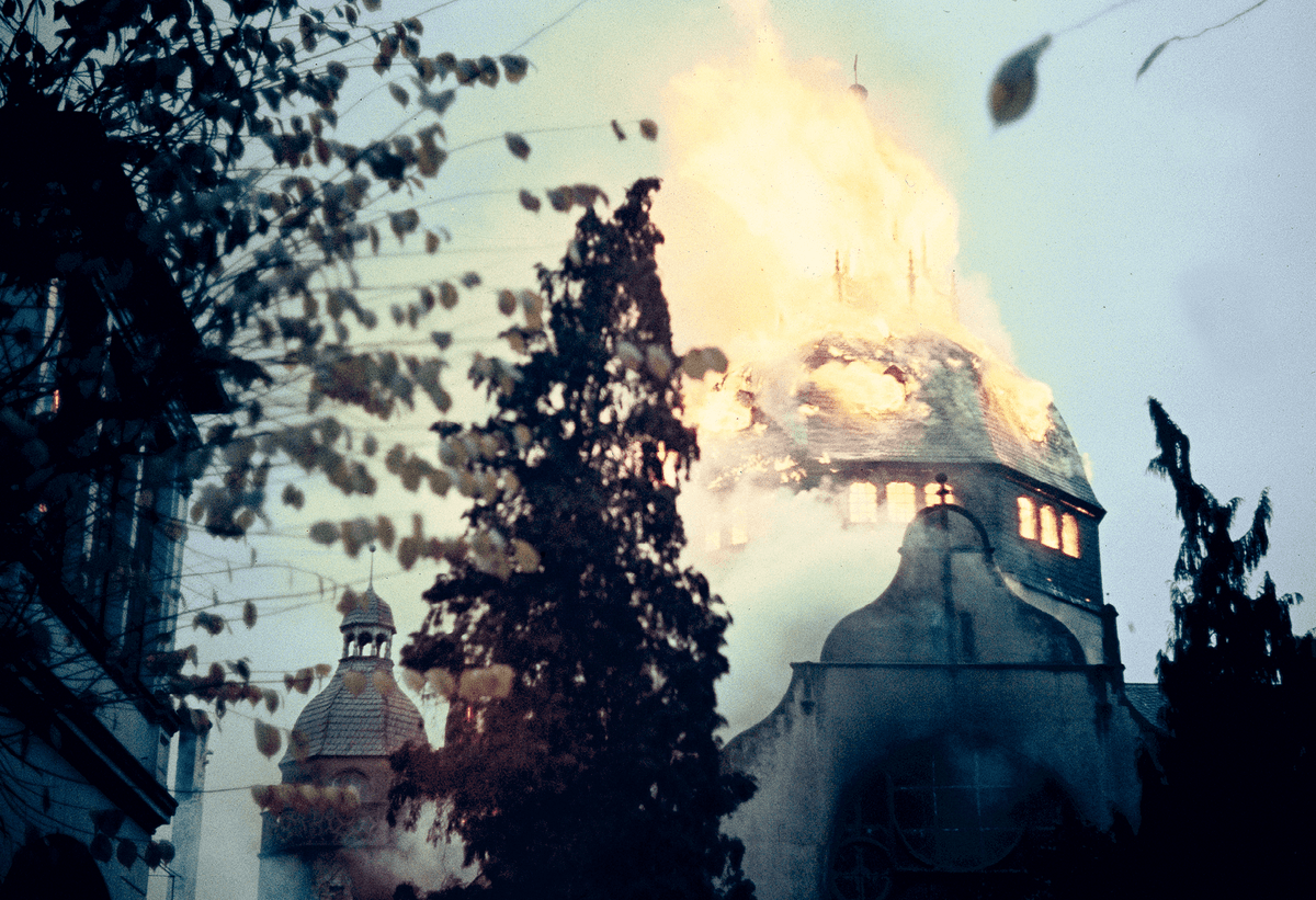 L'incendie de la synagogue de Bielefeld, 1938