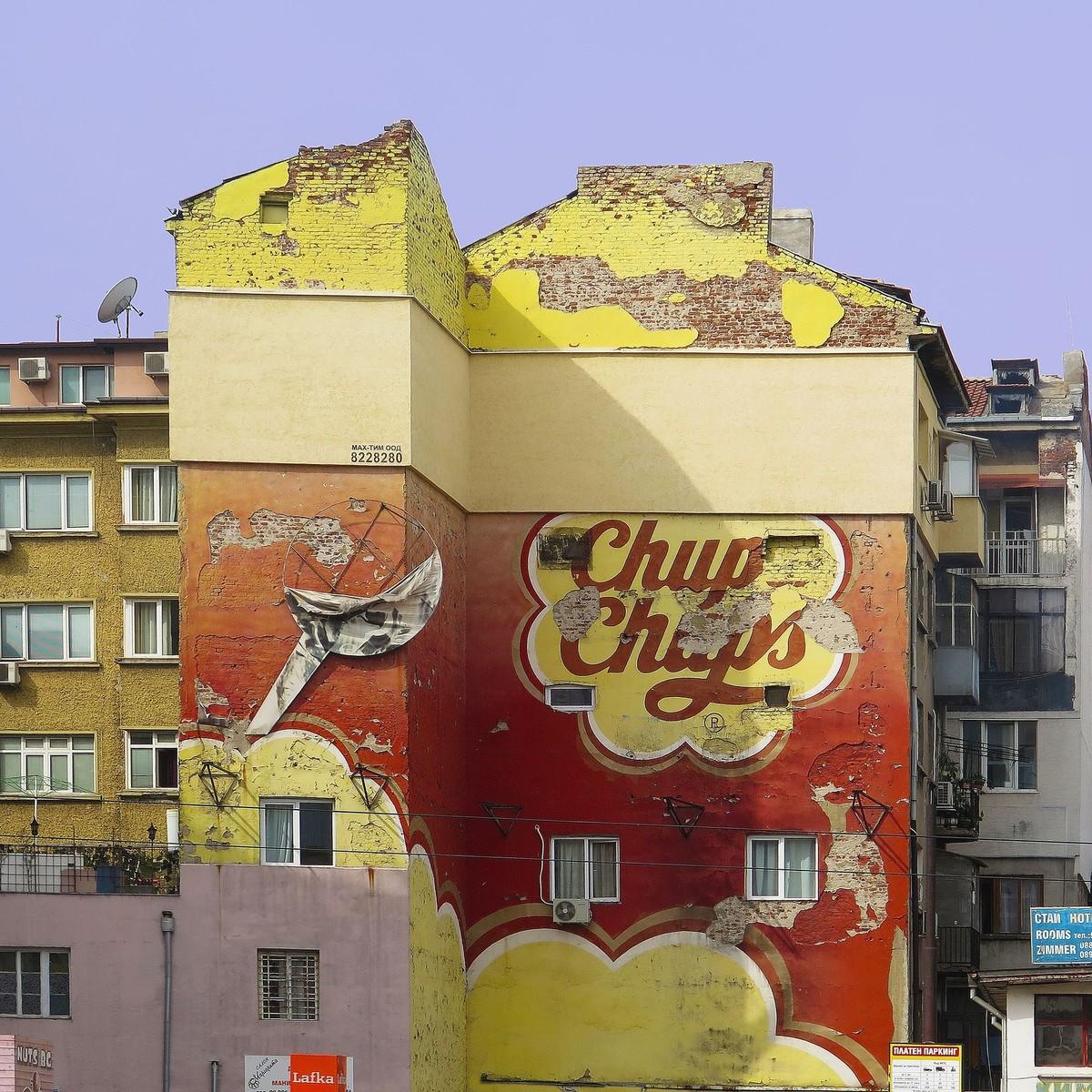 Grafiti Chupa Chups representando la marca española