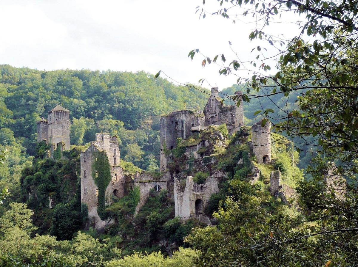 Ex. 8 Un château en Corrèze
