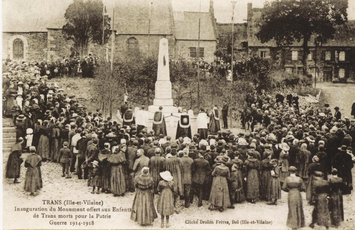 Inauguration du monument aux morts de la Première Guerre mondiale
