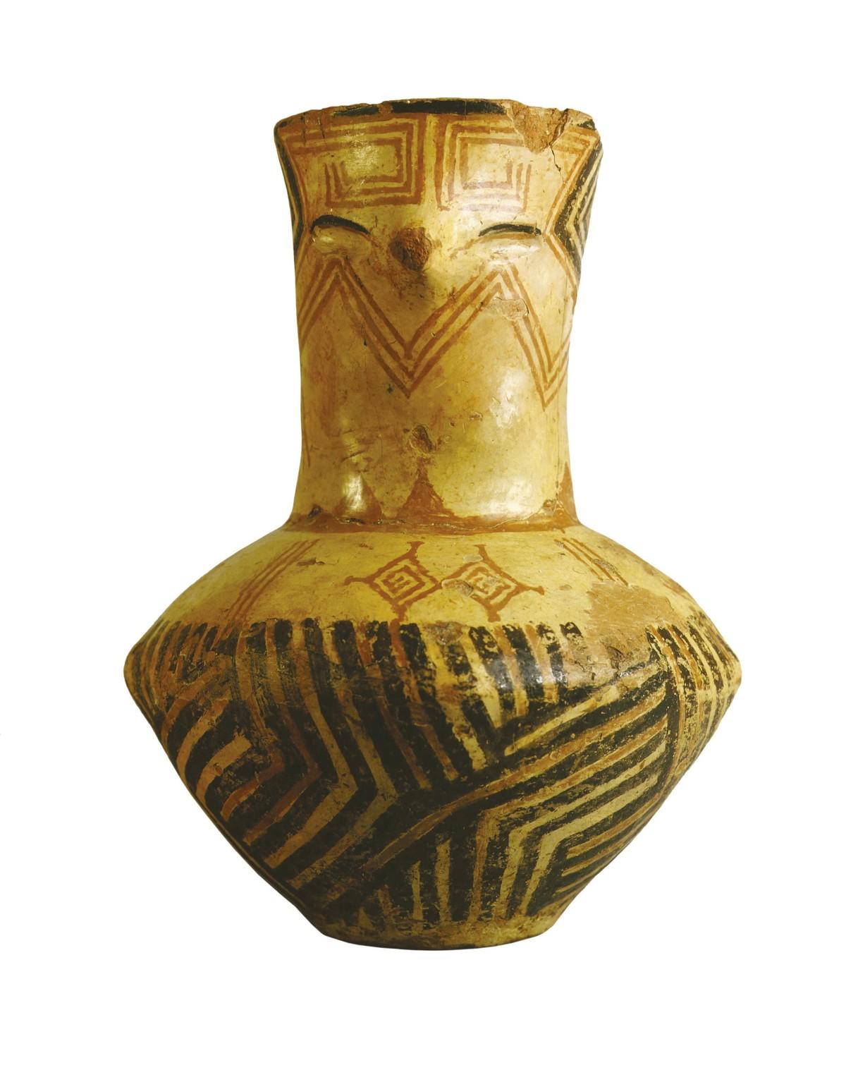 Doc. 2 Vase décoré en céramique