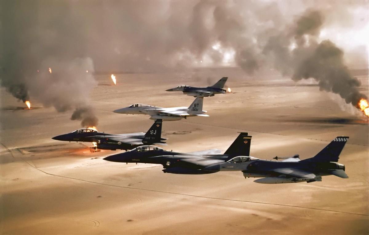 Des avions de chasse des États-Unis pendant la guerre du Golfe, 1991.