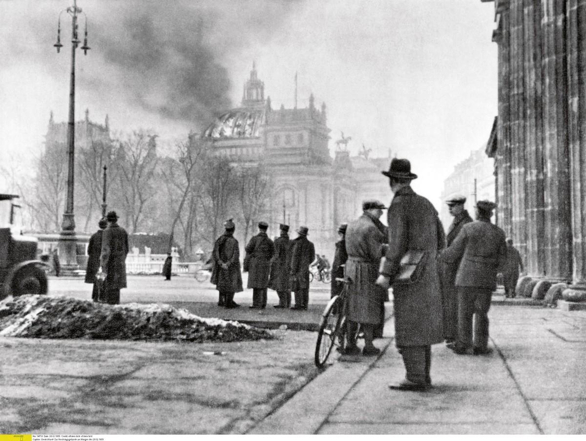 L'incendie du Reichstag, 1933.