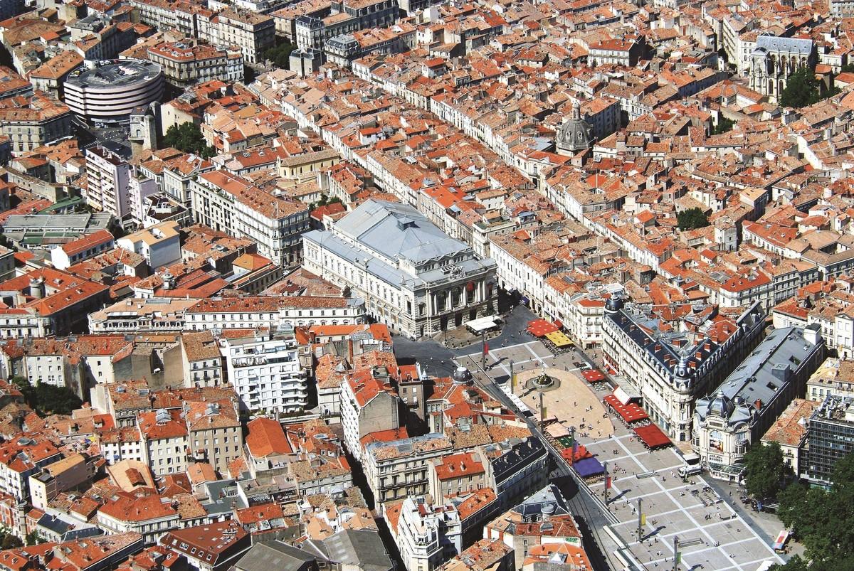 Doc. 1 Deux communes dans l'aire urbaine de Montpellier