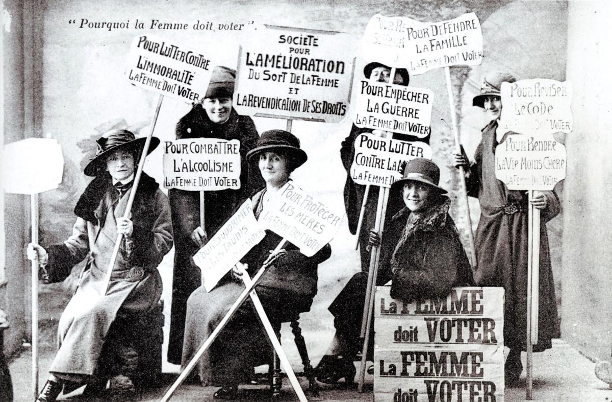 Des suffragettes françaises