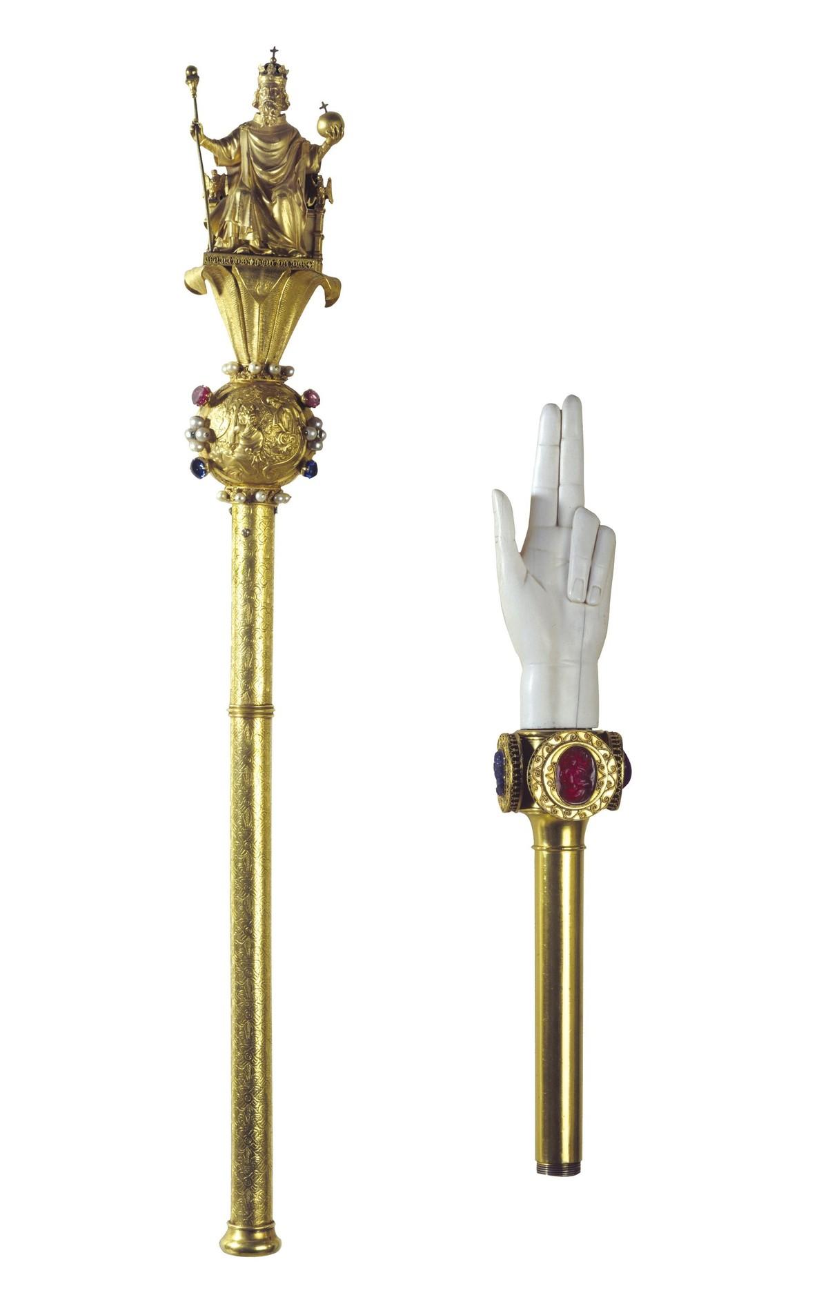 Le sceptre de Charles V et la main de justice