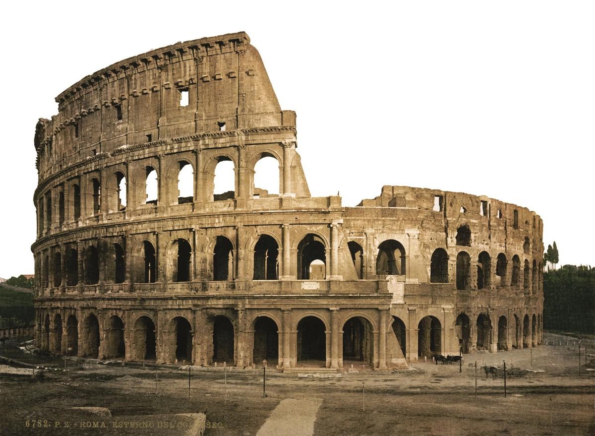 Le Colisée, construit au Iᵉ siècle après J.-C. (Rome).