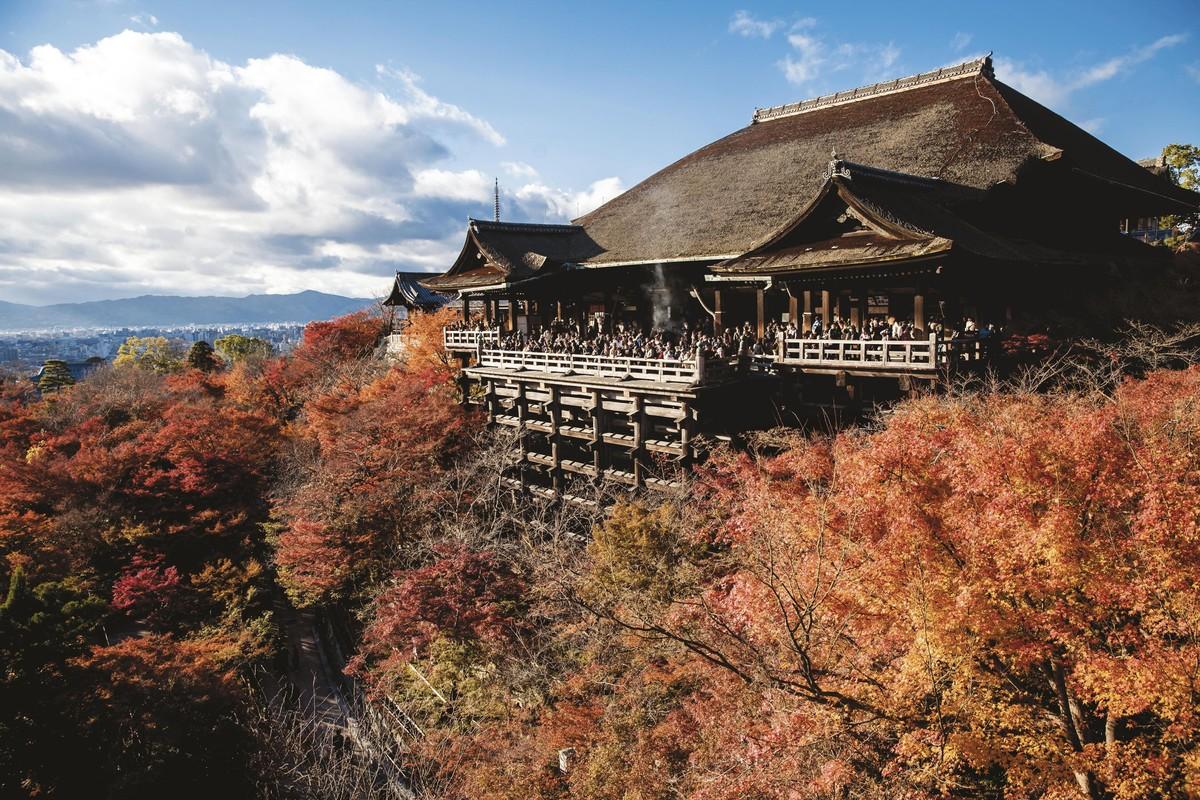 Doc. 2 Prier dans une montagne sacrée à Kyoto (Japon)
