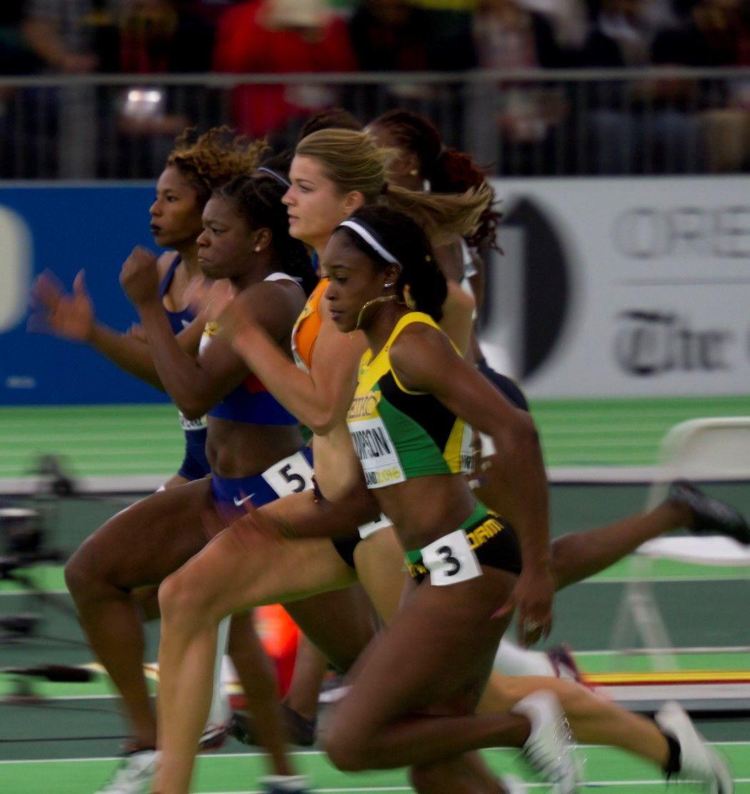 La sprinteuse Elaine Thompson au premier plan.