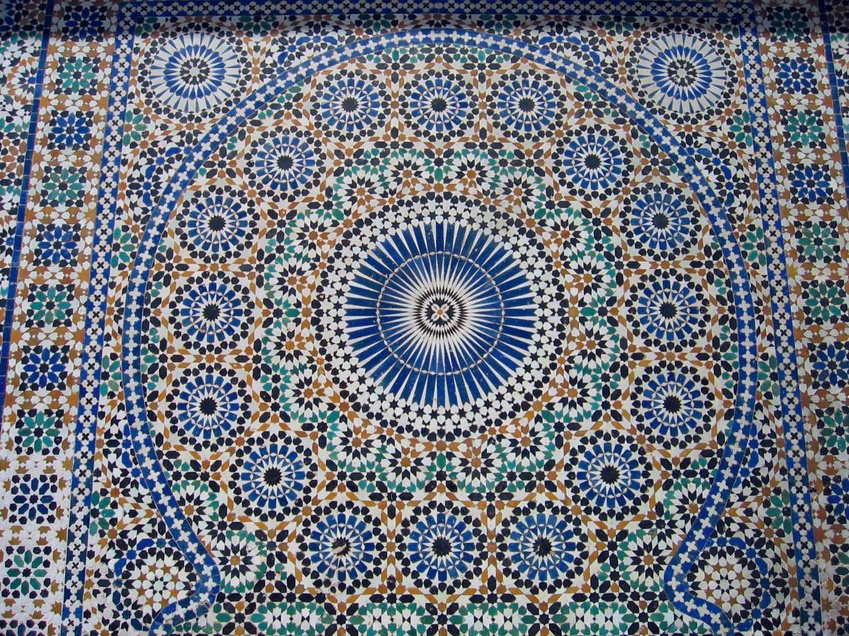 Illustration du pavage de la ville de Meknès.