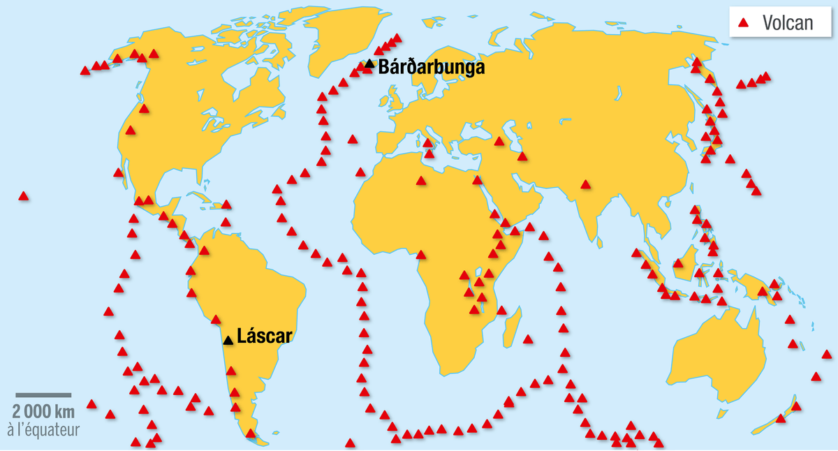 Carte sur la répartition des volcans terrestres et sous-marins sur Terre.